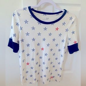 Gap Women’s star top small